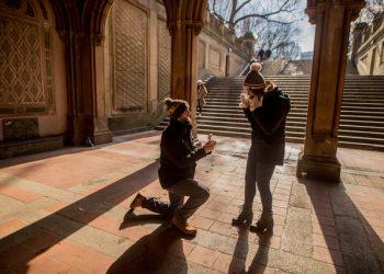 Why choose bespoke engagement rings in 2022