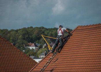 Why it’s Important to Hire a Local Roofing Contractor