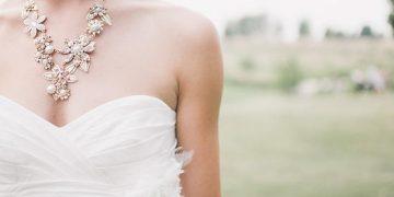 What to Know Before Buying a Wedding Dress