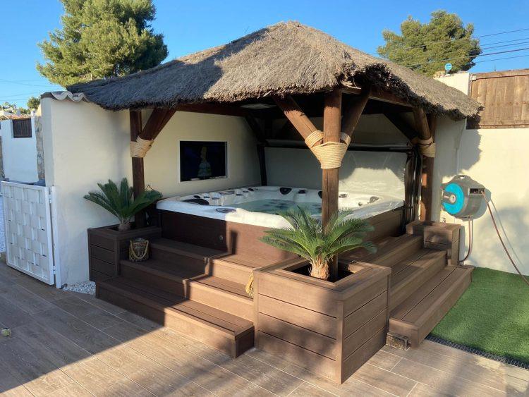 What hot tub features do I need?