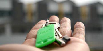 Mortgage advice: should you use a Manchester mortgage adviser?