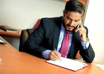5 reasons why you should use a solicitor to write your will