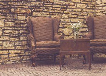 The Advantages of Choosing Vintage Furniture