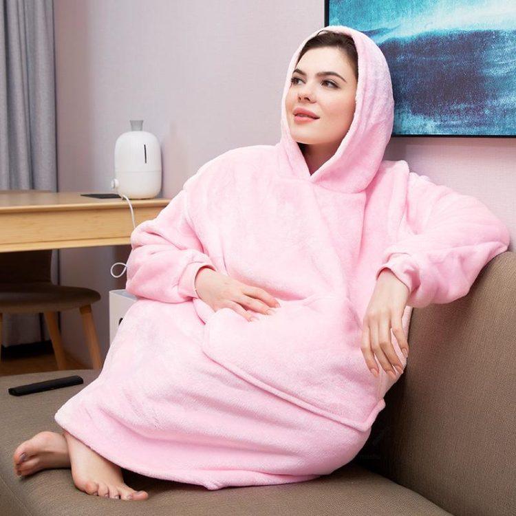 Best Wearable Blankets with Sleeves for Winter 2022