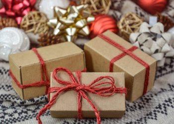 Why Holiday Décor Matters