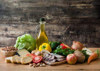 How to Lower Cholesterol with Diet