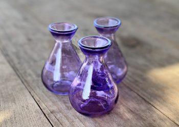 Bud Vases: The Blossoming Interiors Trend