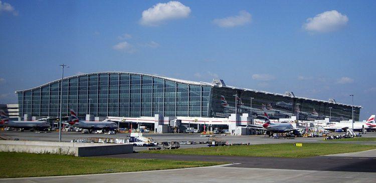 Amazing Benefits Of Hiring Airport Transfer in Heathrow