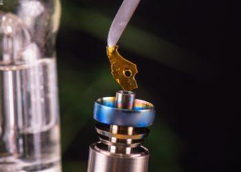How to Use a Dab Rig