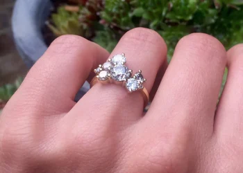 Why Buy A Bespoke Engagement Ring?