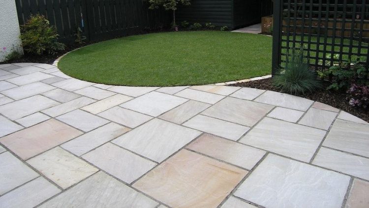 Eco-Friendly and Sustainable: Why Flagged Patios are the Best Choice for Outdoor Flooring