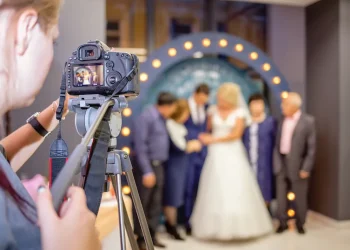 Creating a Personalized Wedding Video: Why You Need a Videographer in Oxford