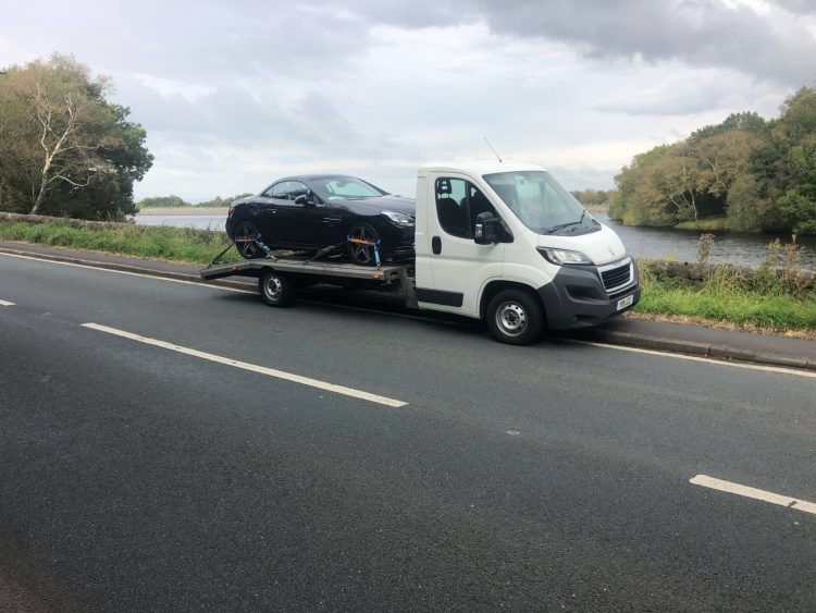 Reasons Why You Should Use a Car Delivery Service