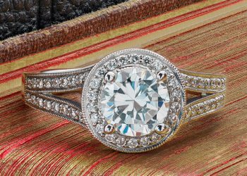 How to Find and Buy Vintage Rings