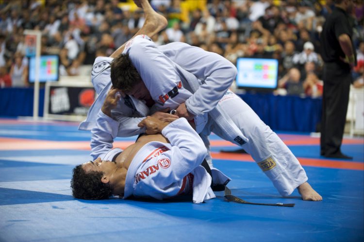 The Benefits and Features of an Elite Brazilian Jiu Jitsu Gi