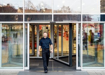 The Rise of Low-Energy Doors: Tackling Energy Loss in the UK with Automatic Doors