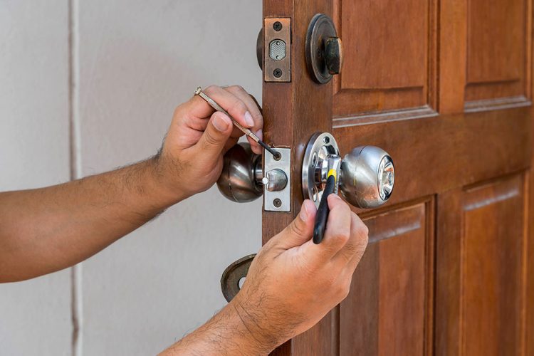 Why Use a Local Locksmith Service in Greenwich SE10: A Comprehensive Guide