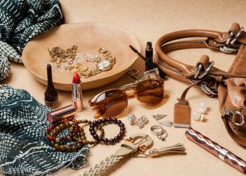 Take Your Outfits to the Next Level: Why You Need to Shop Accessories Stores Now