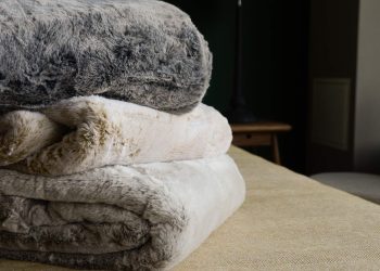 Throws: The Perfect Touch to Elevate Your Homeware