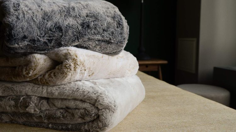 Throws: The Perfect Touch to Elevate Your Homeware
