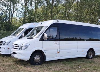 Unveiling the Advantages of Minibus Hire UK: A Comprehensive Guide