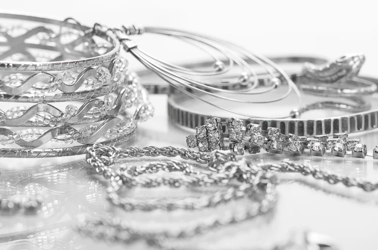 The Durability and Sustainability of Sterling Silver: A Smart Choice for Every Occasion