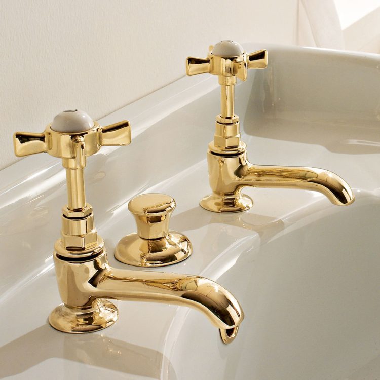 Why Brass Faucets are the Go-To Choice for Timeless Bathroom Design