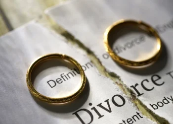 From Paperwork Purgatory to Digital Dawn: How Online Divorce is Reshaping the Separation Journey