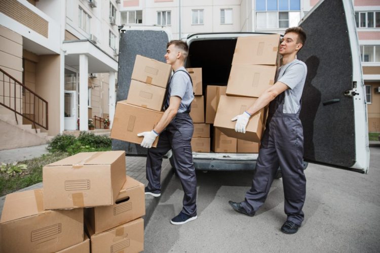 Experience, Expertise, and Efficiency: The Hallmarks of a Reputable Huddersfield Removals Company