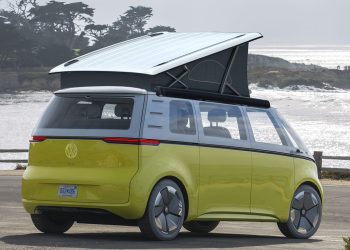 Unrestricted Urban Adventures: Accessing City Centers in Electric Campervans