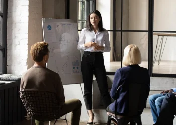 Empowering Frontline Leaders: The Crucial Role of Line Management Training