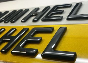 Legal & Luxe: Finding Personalized Replacement Plates that Shine on the Road