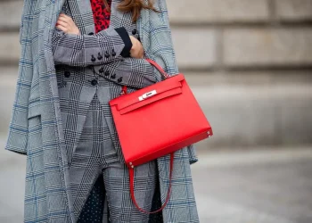Elevate Your Style with Luxury Handbags: Unveiling the Key Advantages