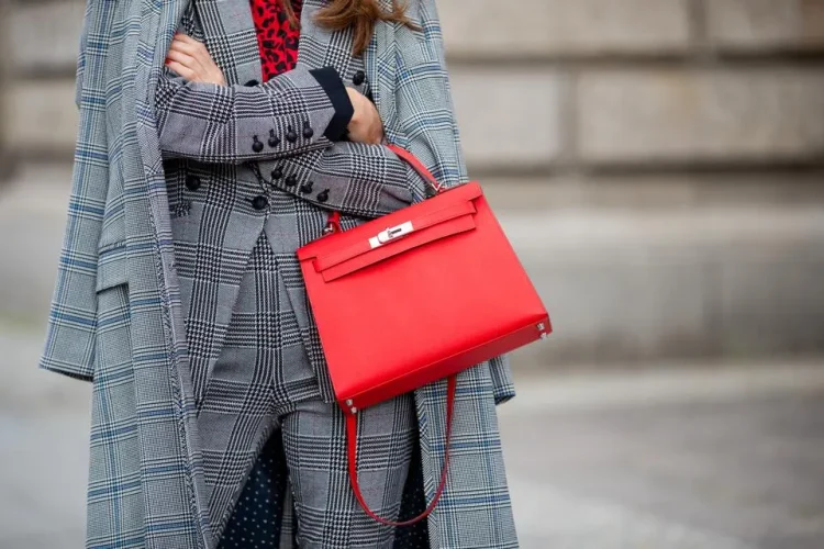 Elevate Your Style with Luxury Handbags: Unveiling the Key Advantages