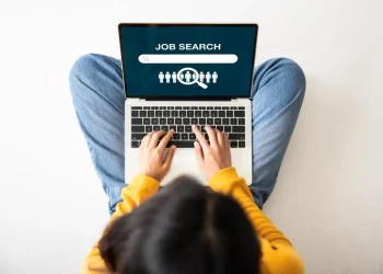 Connecting with Employers: Advantages of Using a Job Search Website for Networking