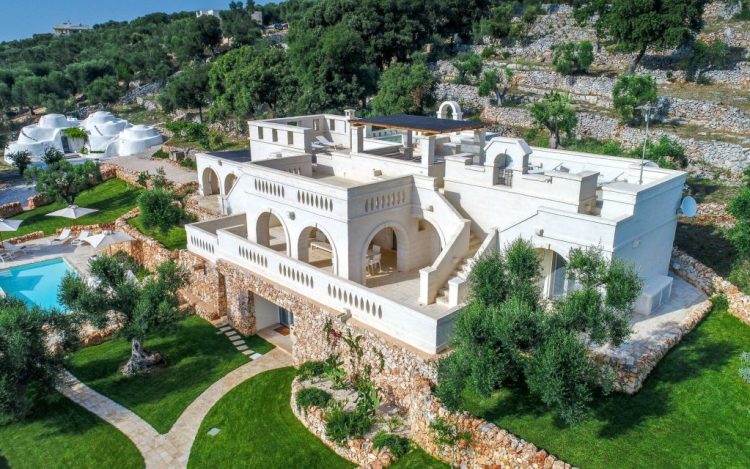 Mediterranean Magnificence: The Growing Trend of Luxury Villa Escapes in Puglia