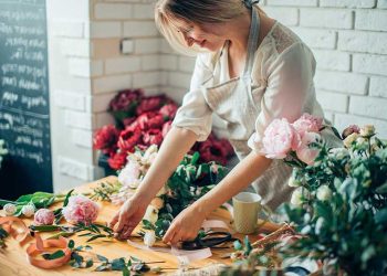 The Rise of Floral Gifting in Birmingham: Trends, Traditions, and Digital Influence