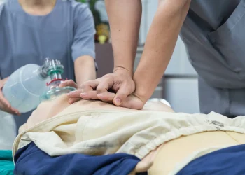 Enhancing Patient Safety and Trust: The Benefits of Medical Emergency Training for Dentists