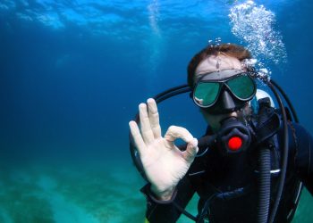 Exploring the Depths: How Learning to Scuba Dive Opens Up a New World of Adventure