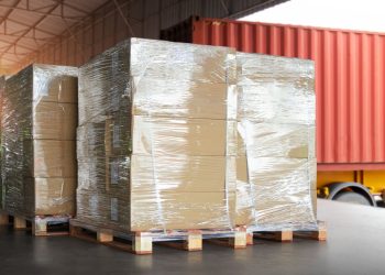 The Role of Pallet Wrapping in Protecting Goods During Transit