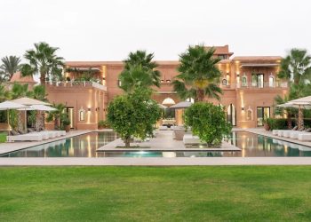 Marrakech Like a Local: Immerse Yourself in Culture with a Villa Stay
