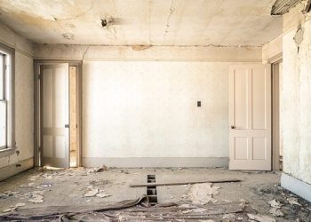 Understanding the Advantages of Engaging Housing Disrepair Solicitors Manchester
