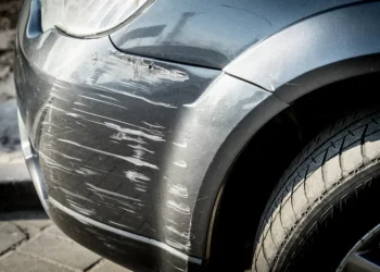 The Science Behind Bumper Scuff Repair: Techniques and Technologies