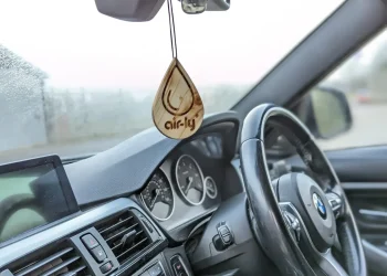 From Classic to High-Tech: Revolutionizing Car Fragrances for UK Vehicles