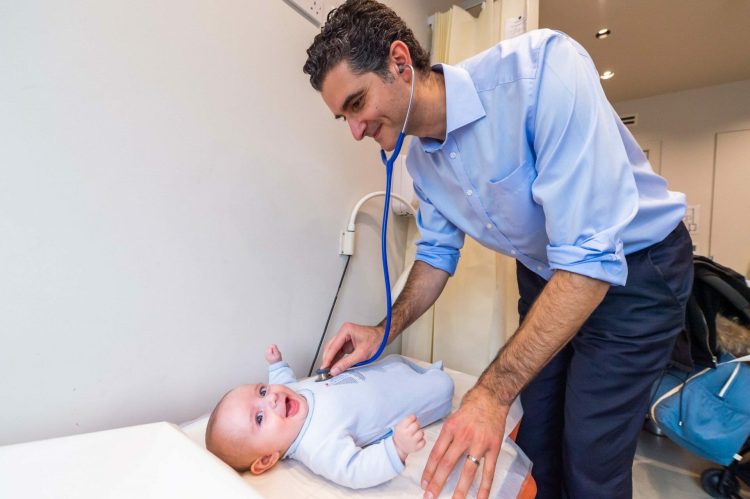 The Advantages of Working with a Private Pediatrician