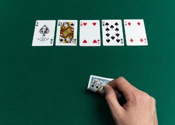 Mastering the Art of Playing at a Texas Hold’em Website – Unleashing Your Inner Poker Prodigy