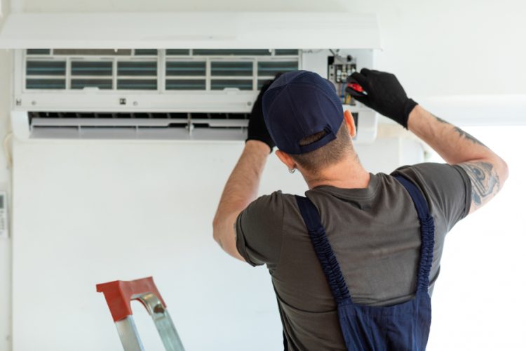 Comfort in the Essex Climate: The Advantages of Choosing Air Conditioning Specialists