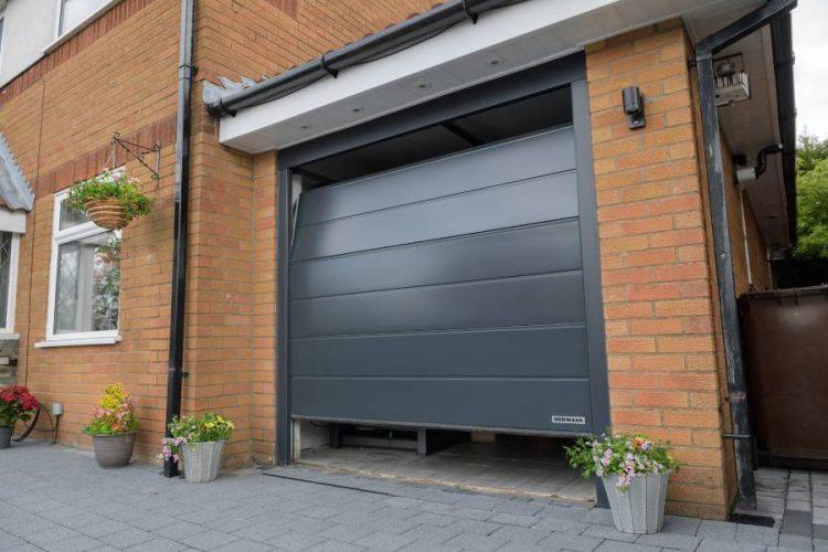 Garage Doors Leicester: Enhancing Your Home’s Curb Appeal and Security