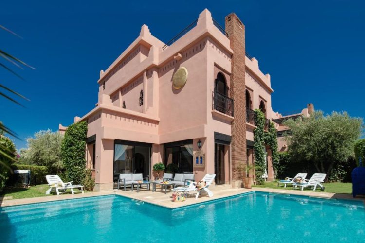 Luxury and Privacy: The Advantage of Choosing Villas in Marrakech for Your Vacation