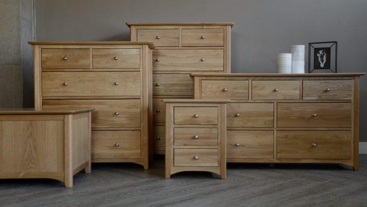 Choosing Oak Furniture for Your Home: A Guide to Timeless Elegance